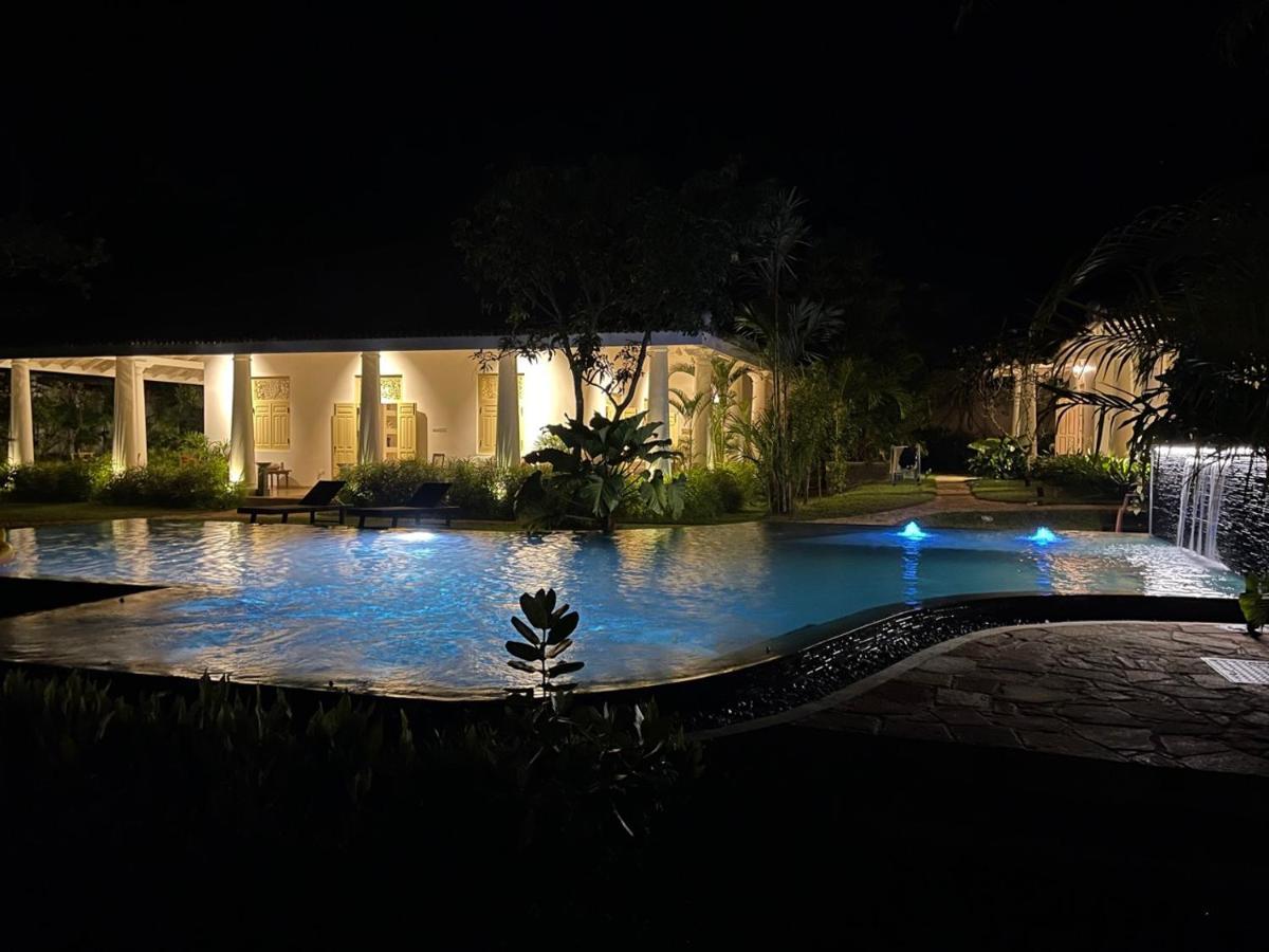 Claire Villa By Younger Villas & Resorts Ahangama Exterior foto