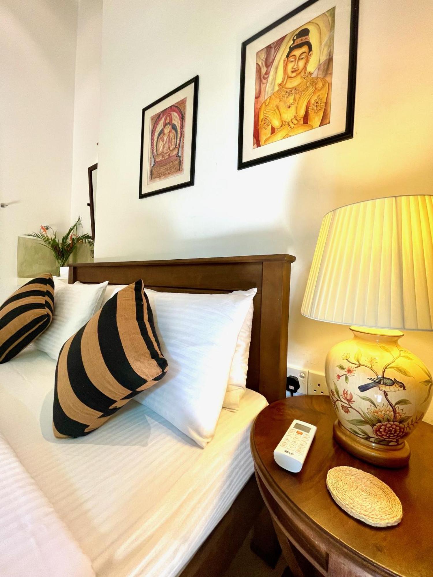 Claire Villa By Younger Villas & Resorts Ahangama Exterior foto