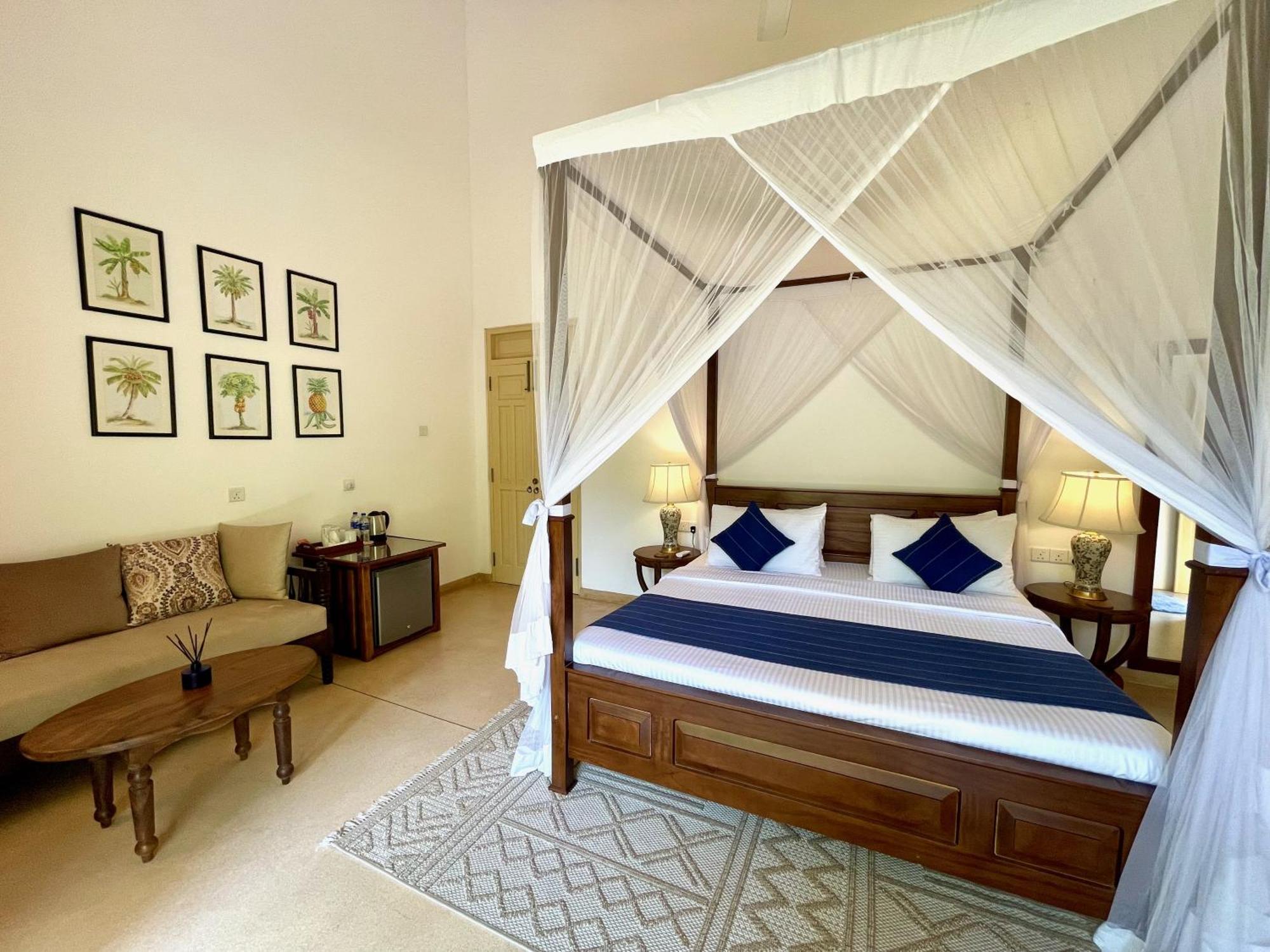 Claire Villa By Younger Villas & Resorts Ahangama Exterior foto
