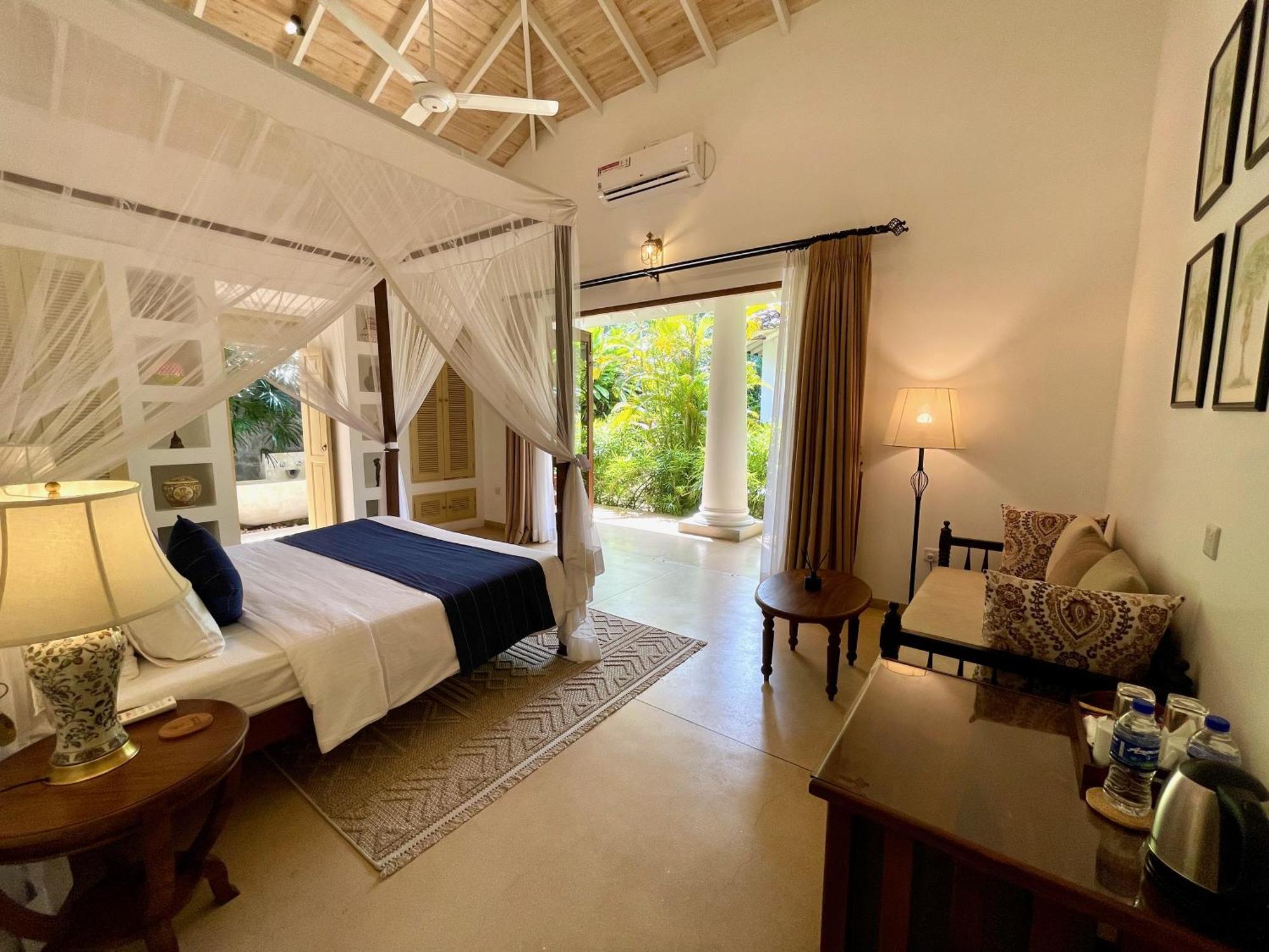 Claire Villa By Younger Villas & Resorts Ahangama Exterior foto